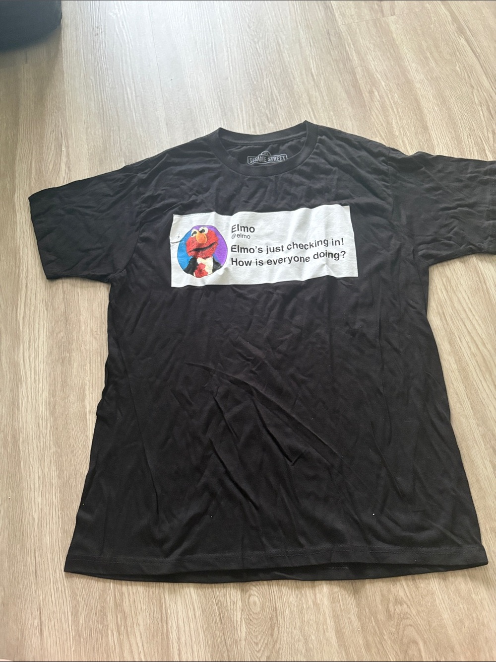 Sesame Street Black T‑Shirt with Multicolor Elmo Graphic